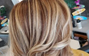 Parrucchiera molestata sottopagata