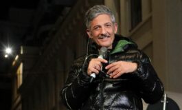 Lo showman, in collegamento dall'Aristonello, ha scherzato sull'accaduto