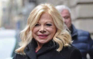 sandra milo cani morte