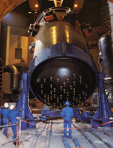 Francia, incendio in centrale nucleare: piano di emergenza spegne i reattori