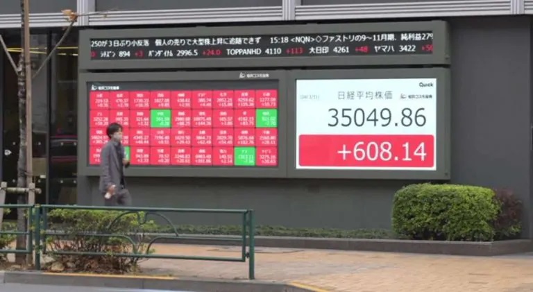 Giappone, la borsa sorprende: l'indice Nikkei supera ogni record