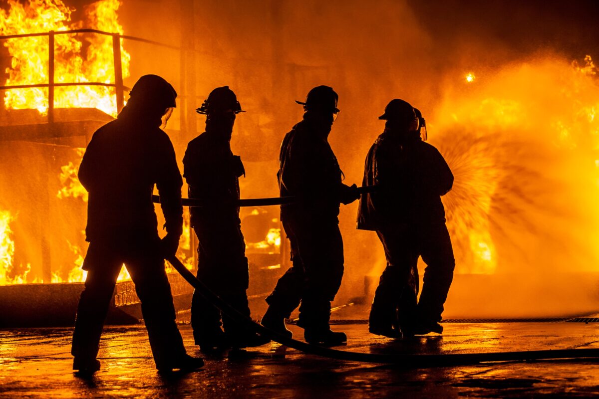 Incendi in Cile, situazione grave: un centinaio di morti