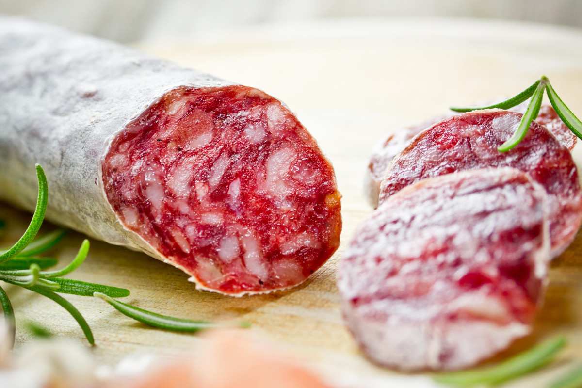 Tumori, alimenti amatissimi alzano la curva di rischio