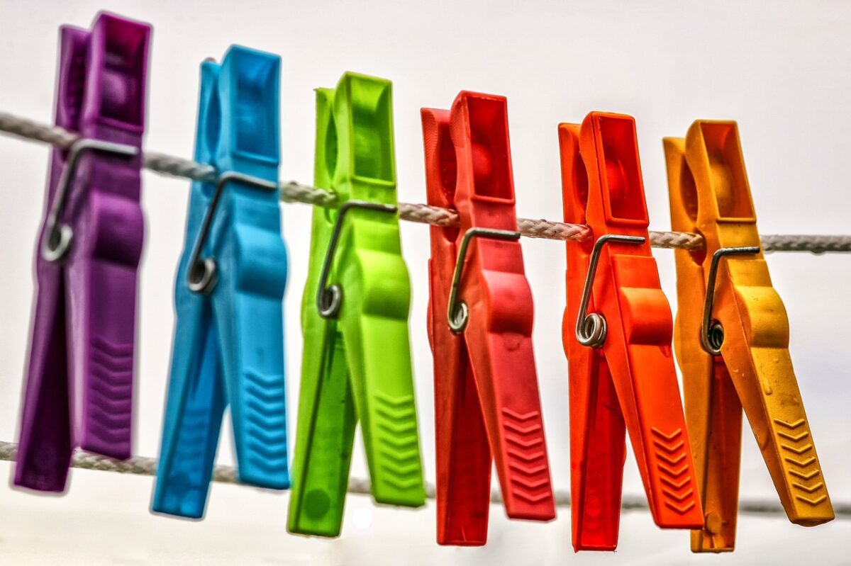 Stampaggio di materiali plastici per conto terzi: tutto quello che si deve sapere per scegliere l’azienda migliore