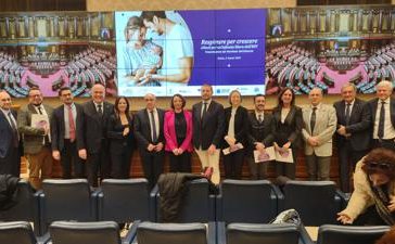 featured 1933472 364x225