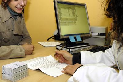8 marzo, oltre 1 medico su 2 è donna ma solo il 17% occupa posti apicali