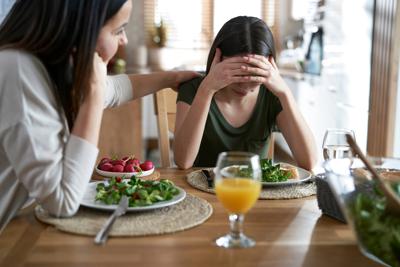 Salute: Schillaci, 'aumentano disturbi alimentazione, segnali allarme in under 8'