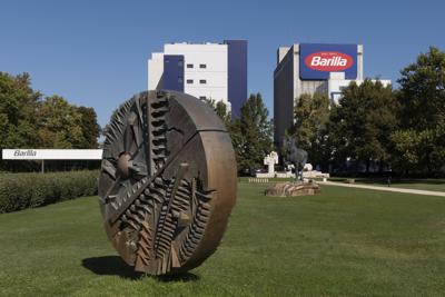 Barilla, volume su 125 anni pubblicità e comunicazione donato a biblioteche comunali e universitarie 