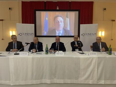 Sostenibilit&agrave;, a Taranto si fa il punto su Pnrr, rinnovabili e decarbonizzazione ex Ilva
