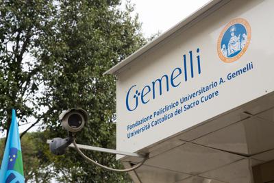 Vaccini, al Gemelli ambulatorio dedicato a fragili e anziani individuati con l'Ai