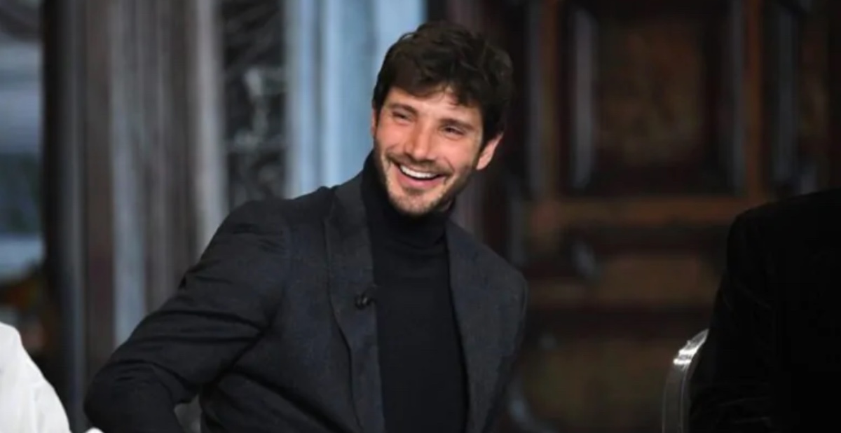Stefano De Martino, retroscena sulla fine del rapporto con Belen: "Siamo in zoom out"
