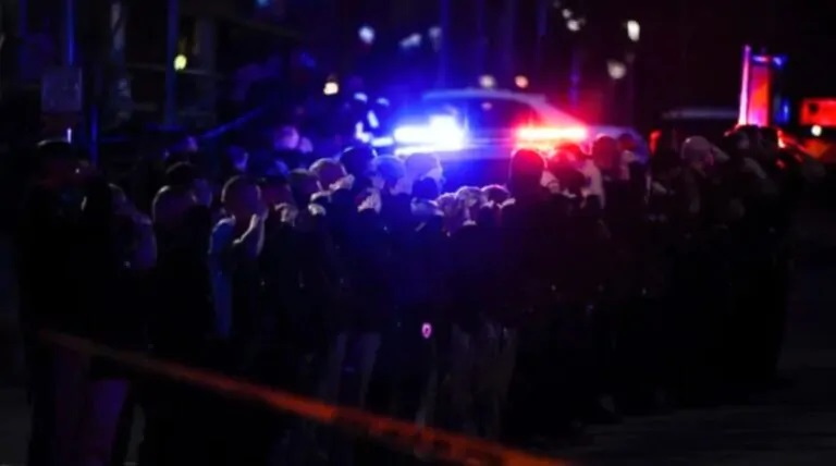 Attentato a Mosca, media rivelano: quasi 100 persone ancora disperse