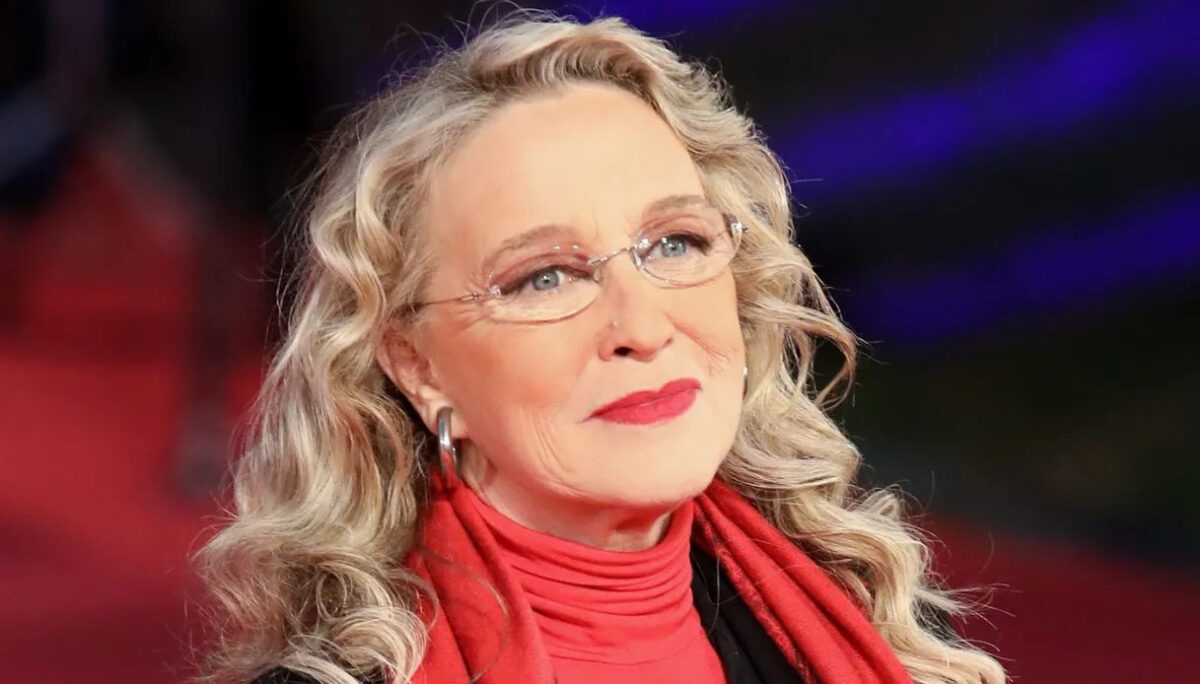 Eleonora Giorgi operata al tumore: il messaggio dei figli