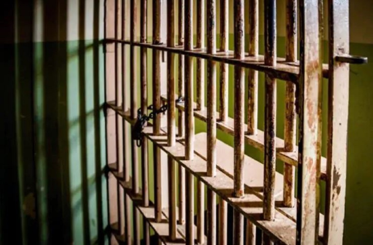 Studente russo condannato a 10 giorni di carcere per aver chiamato la rete Wi-Fi "Gloria all'Ucraina"