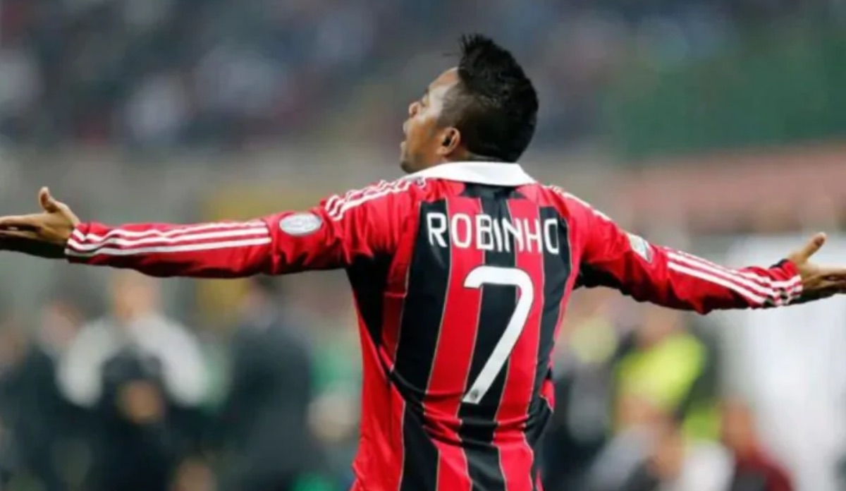 Robinho verso l'arresto per violenza sessuale: condannato a 9 anni
