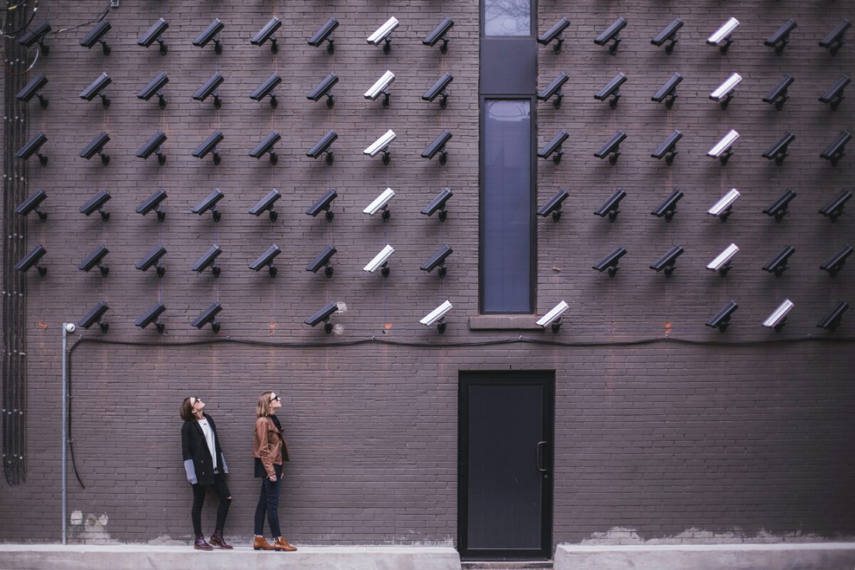 Tecnologia VS Privacy: navigando tra le recenti discussioni sulla sicurezza dei dati