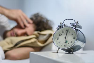 Ora legale, gufi o allodole? Ecco chi soffre di pi&ugrave; effetto jet lag e come uscirne