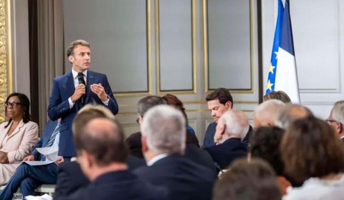 Difesa in Europa, Macron sulle armi nucleari: "Pronto ad aprire un dibattito"