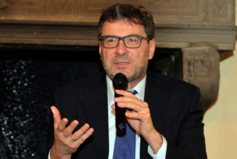 Def atteso per oggi al Consiglio dei ministri: Giorgetti esclude manovre correttive