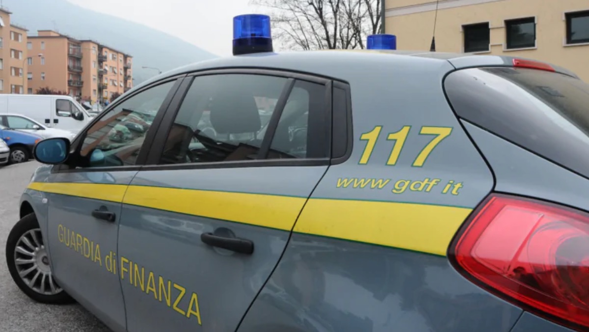 Milano, 'ndrangheta nei locali della movida: sequestri e arresti