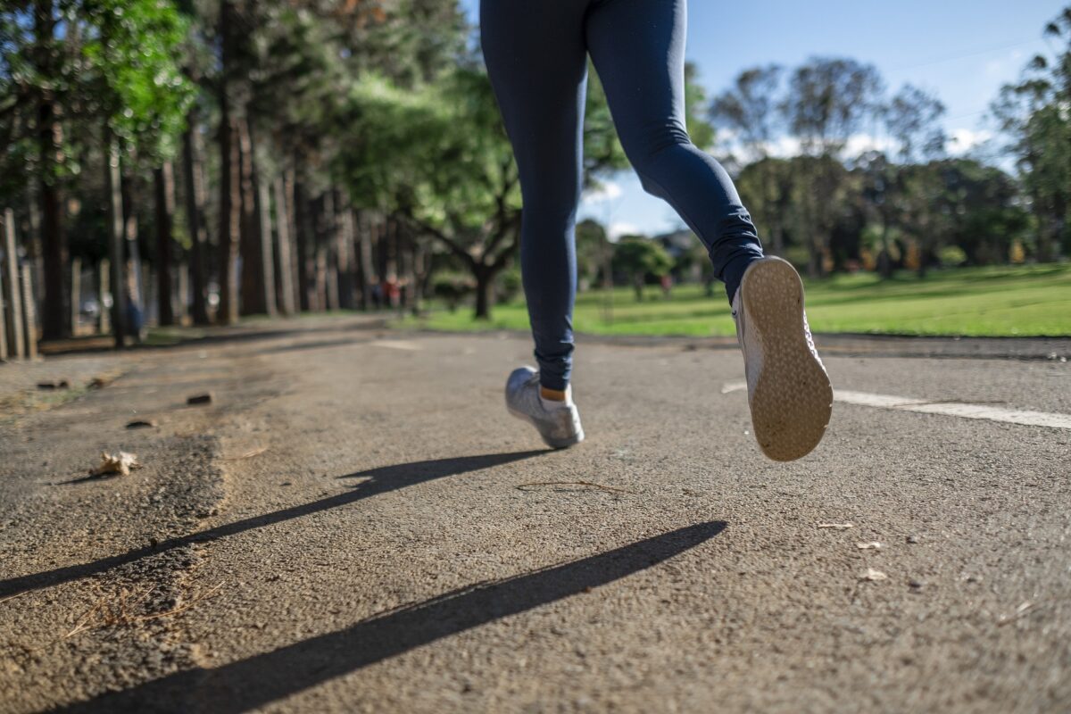 Dimagrire camminando: i consigli utili