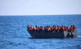 Imbarcazione con migranti