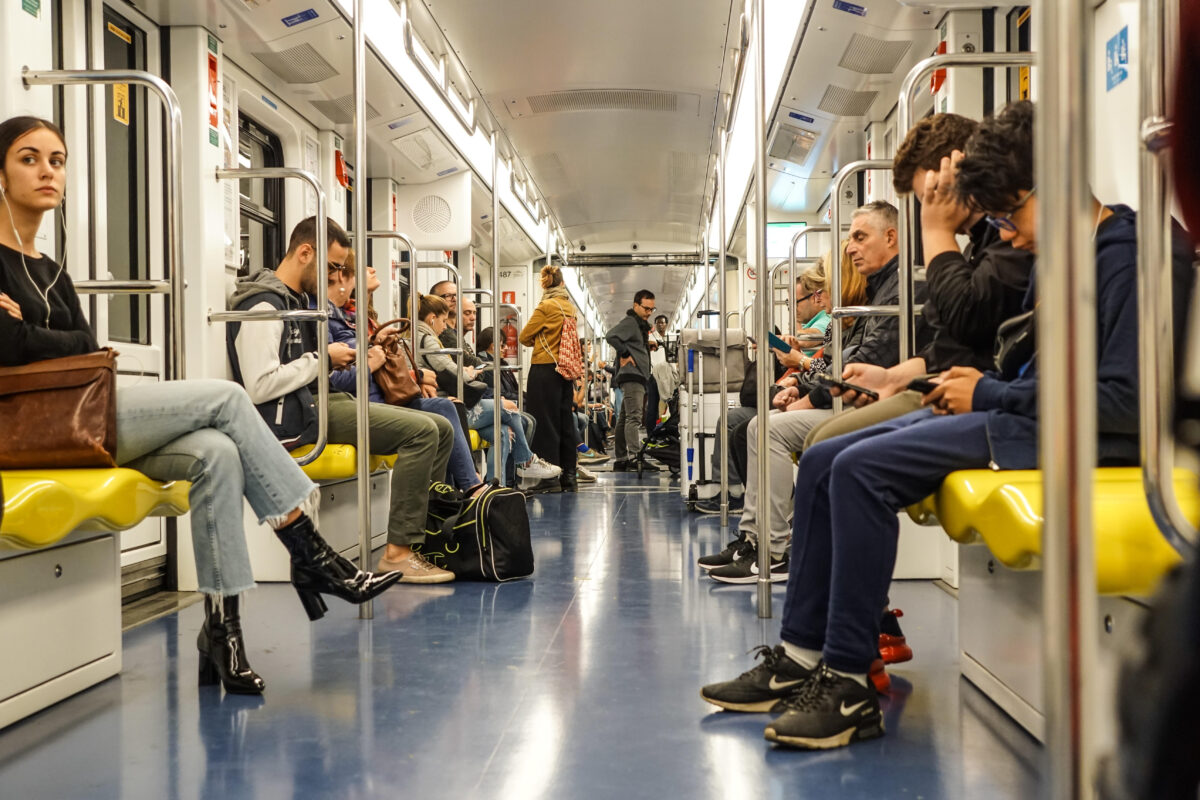 Roma, si va verso l'aumento dei prezzi per i mezzi pubblici