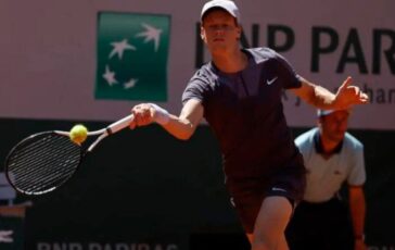 Vasco Rossi frecciata Sinner