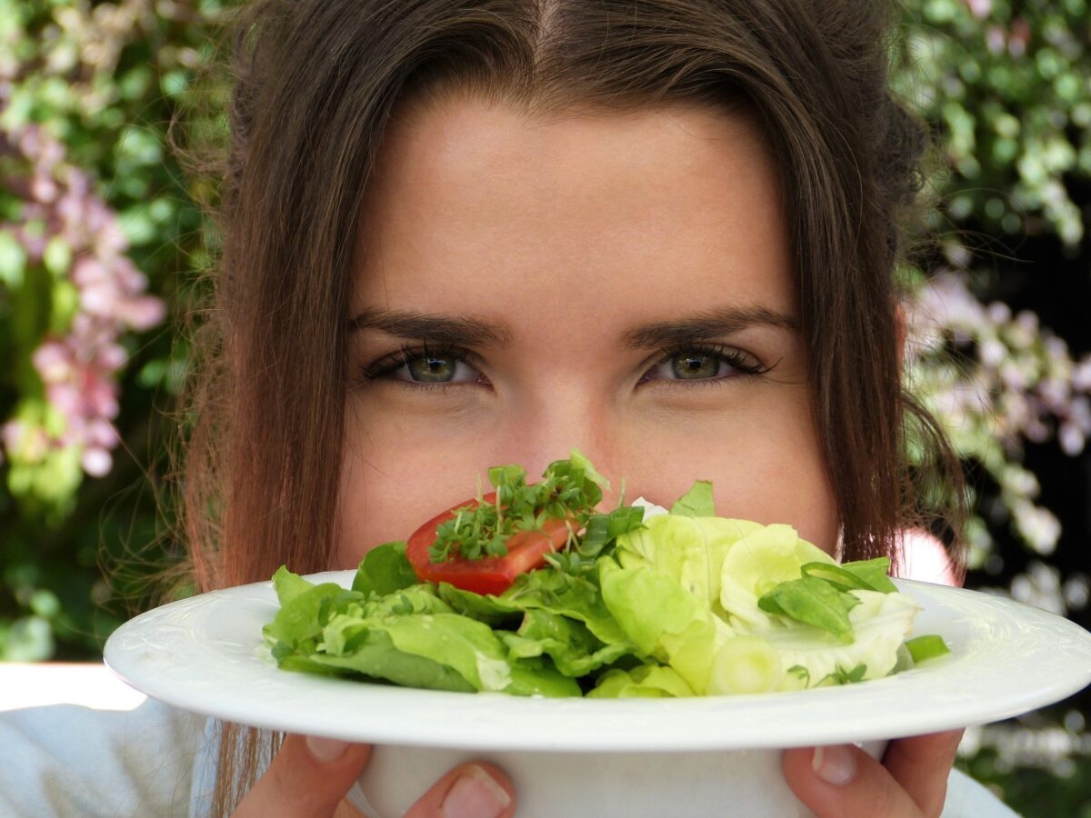 Dieta detox post Pasqua: come recuperare il peso forma