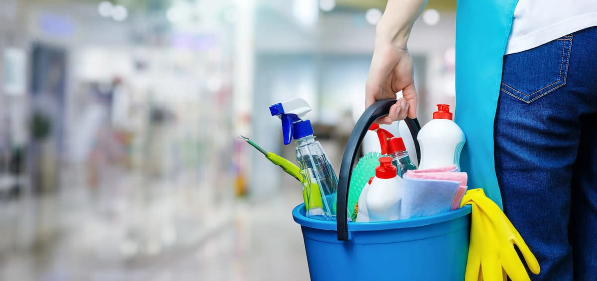 Perché scegliere le imprese di pulizie uffici?