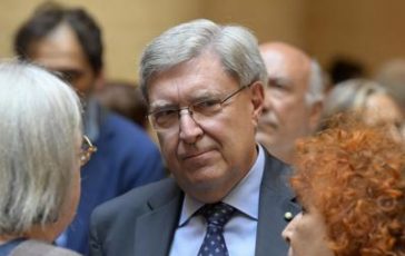 featured 1954294 364x230