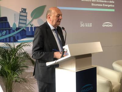 Energia, Pichetto: "La trasformazione arricchir&agrave; il paese"