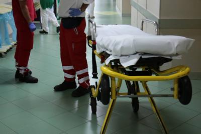Sanità, 31 ore attesa media al pronto soccorso nel 2023, 6 ore più del 2019