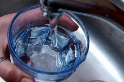 Sostenibilità, perché scegliere l'acqua di rubinetto