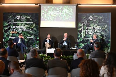 Oli minerali usati, nel 2023 rigenerazione al 98%" impatto economico +12%