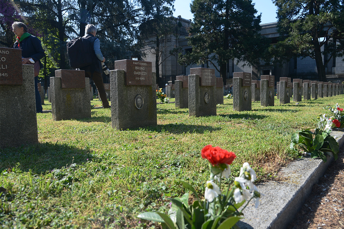 Vittorio Emanuele di Savoia non è ancora stato sepolto a tre mesi dal funerale