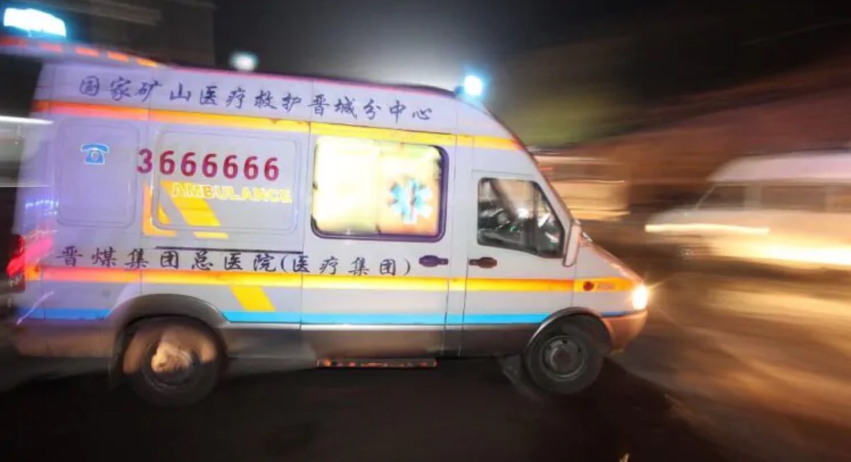 Cina, crolla parte di un'autostrada nel sud: 19 morti