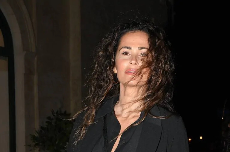 Samantha De Grenet confessa tutto: dal tumore al seno al figlio perso
