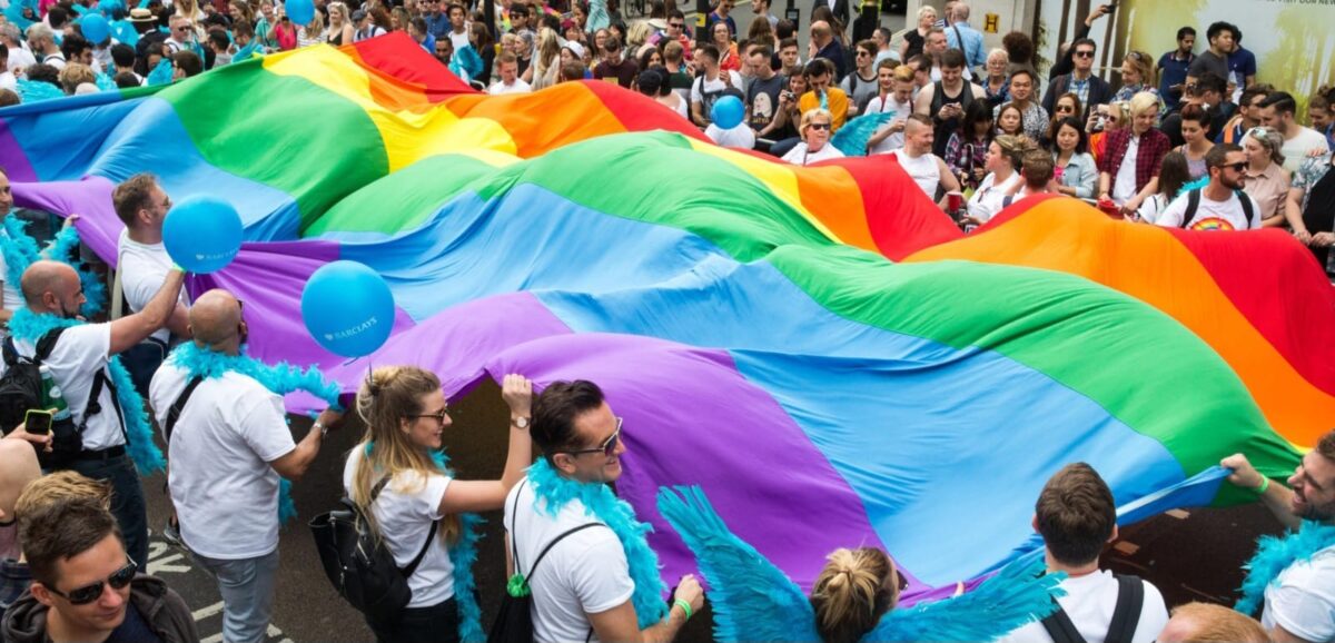 L'Italia non ha firmato il testo Ue sui diritti Lgbt: "Ricalca legge Zan"