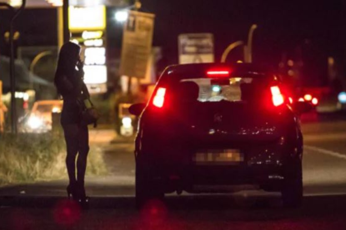 Prostituzione minorile a Bari: le ragazze venivano ricattate con foto