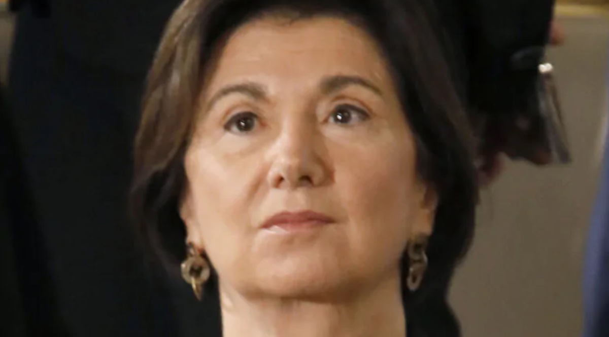 Roccella: "Sinistra usa omofobia per avere il gender"