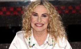 Antonella Clerici pubblica un'immagine dall'ospedale: come sta la conduttrice?