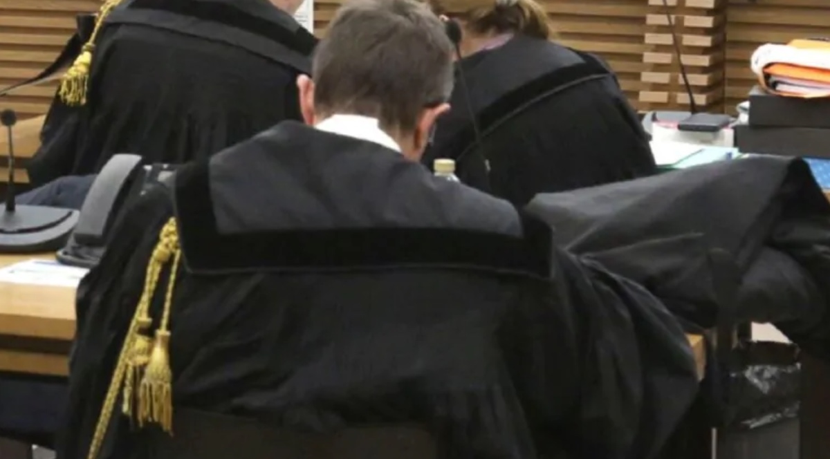 Omicidio Meredith Kercher, Amanda Knox di nuovo in aula: processo per calunnia contro Lumumba