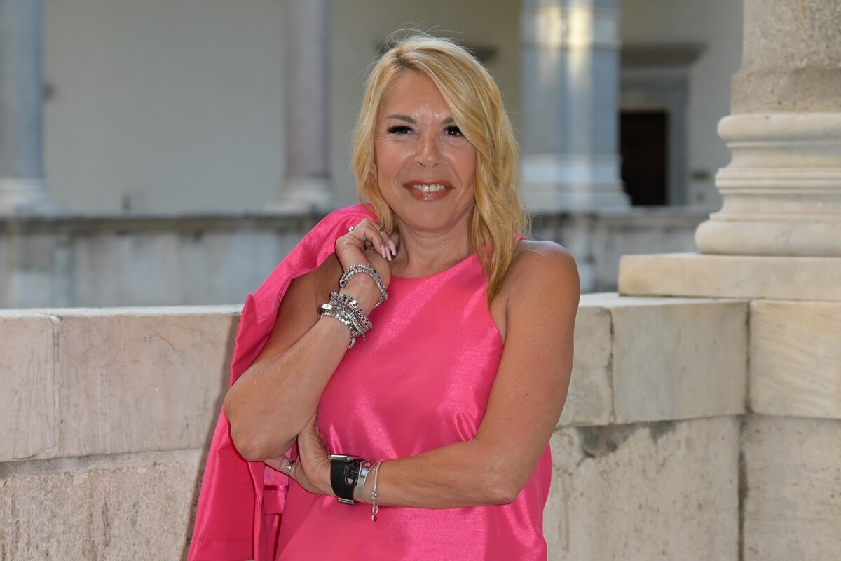 Il commento di Anna Pettinelli sul brano di Fedez: "Poteva anche evitare"