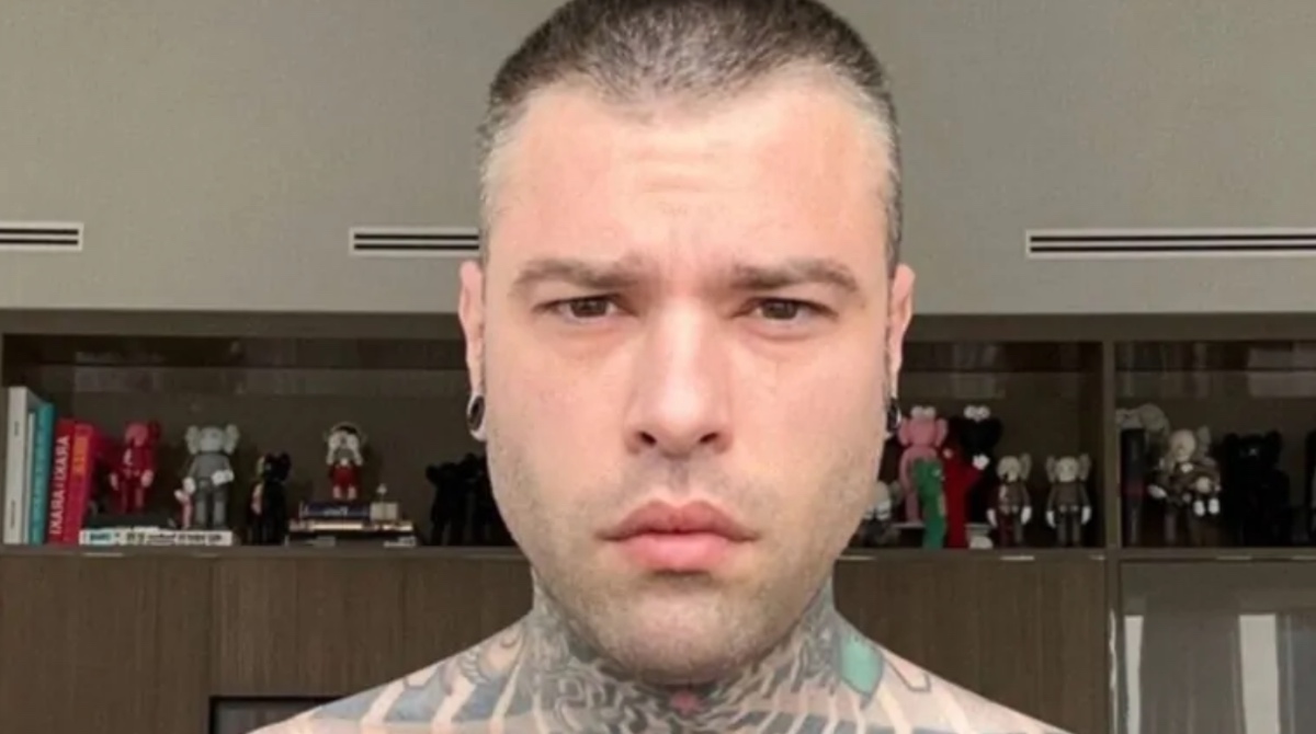 Fedez, Garance Authié inizia a fare programmi: "Pronti per un'estate all'italiana?"