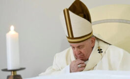 Il Papa all'Angelus per la solennità di San Pietro e Paolo parla della Chiesa e rivolge un pensiero a chi soffre per la guerra