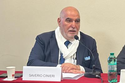 Tumore seno, Cinieri (Aiom): "Biopsia liquida sempre più importante"