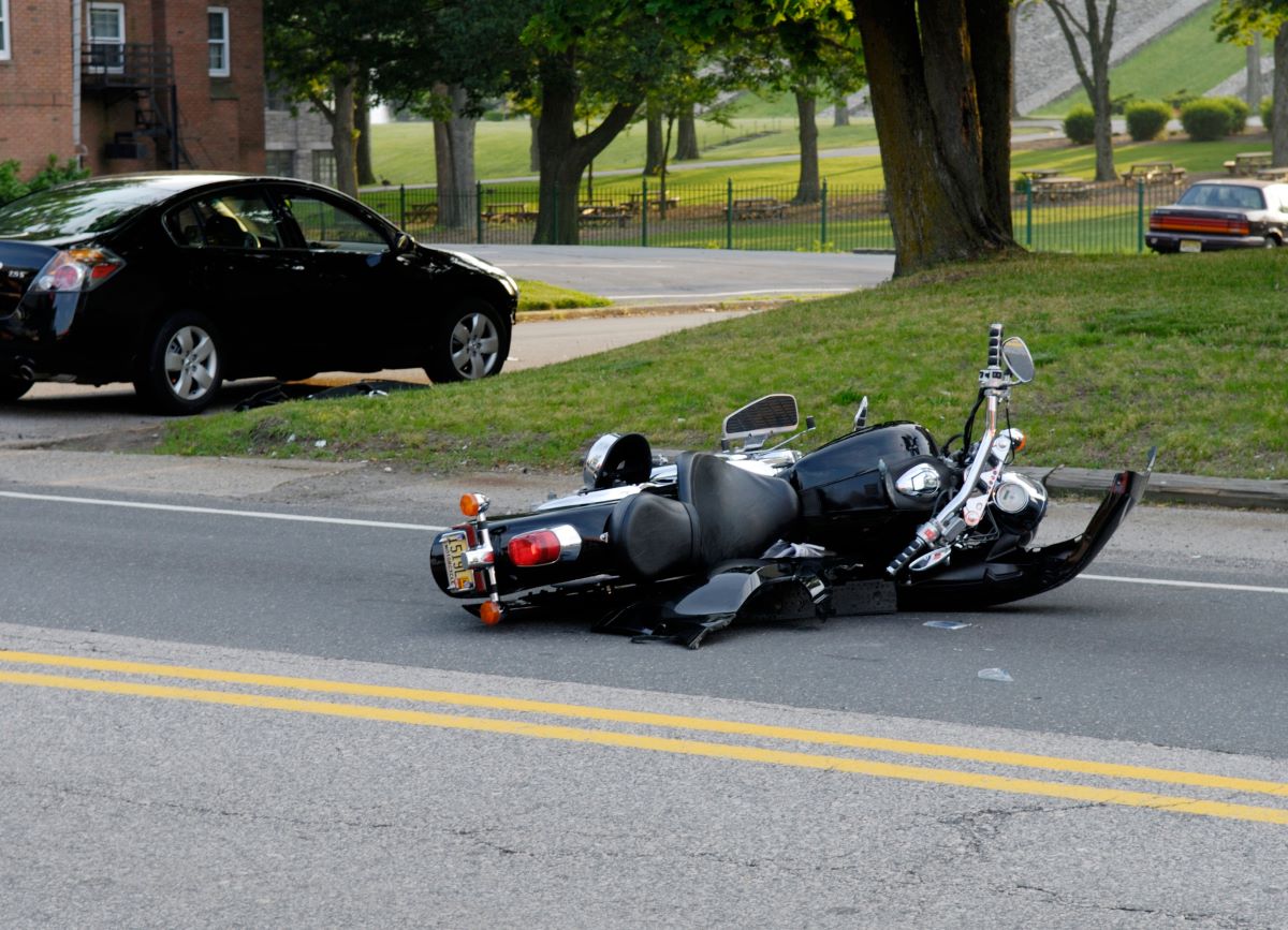 Incidente sul Grande Raccordo Anulare a Roma: morto un motociclista