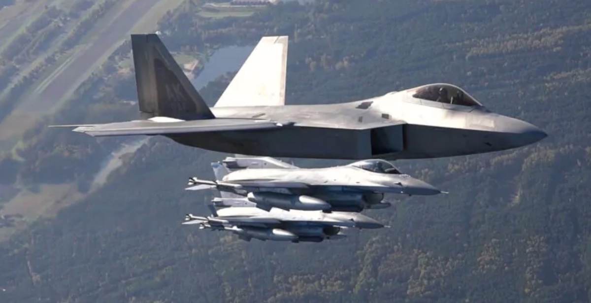Eurofighter italiano precipita in Australia: salvo il pilota
