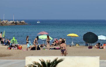 57enne morto sulla spiaggia in sardegna